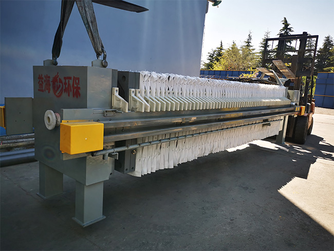 污水處理設(shè)備板框壓濾機