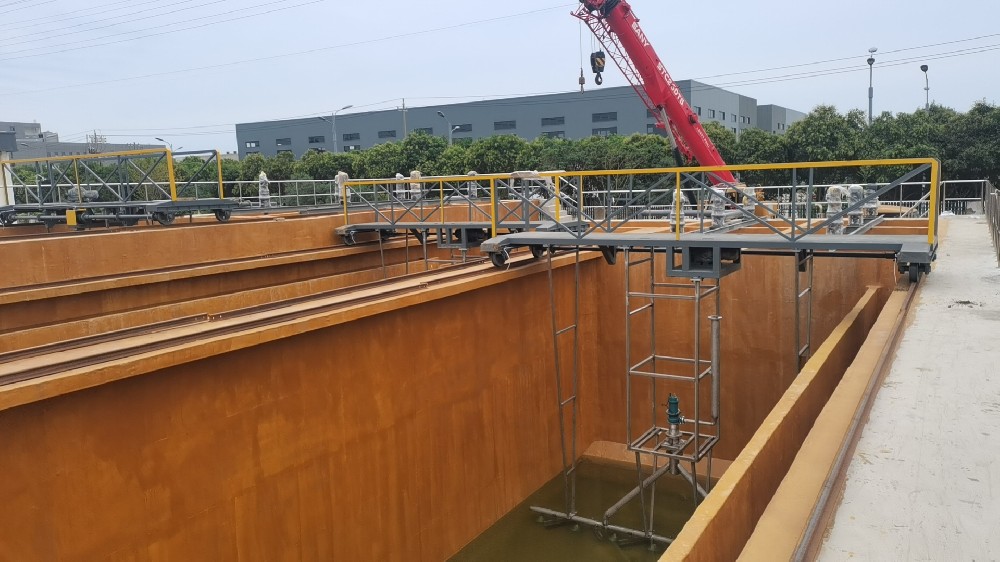 桁車式刮吸泥機(jī)